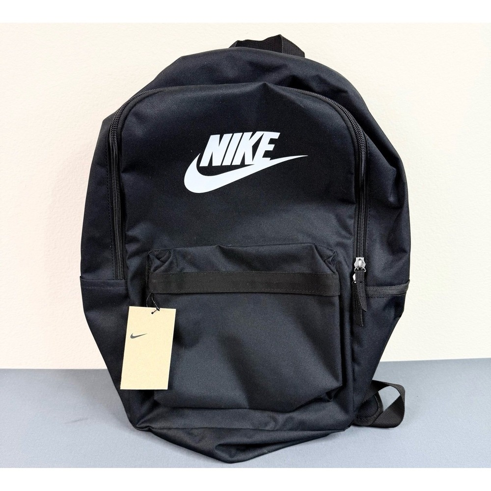 NIKE HERITAGE BACKPACK (25L) BLACK/WHITE SCHOOL BOOK LAPTOP BAG DC4244-010 NEW